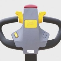 Самоходный электроштабелер 1500 кг - 5,6 м
